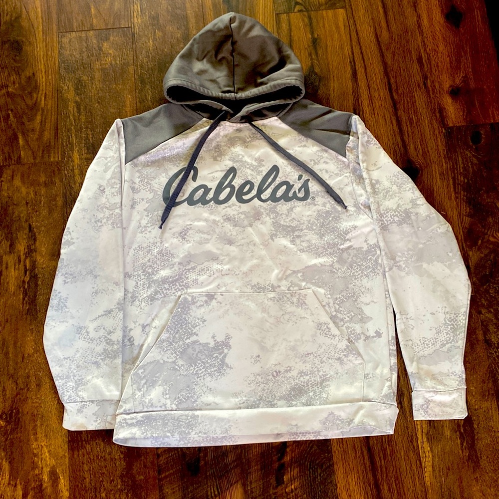 Cabela’s men’s medium sweatshirt.
